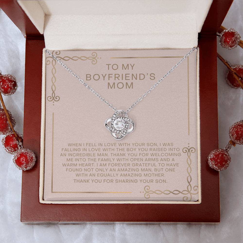 Boyfriend's Mom Falling In Love Necklace