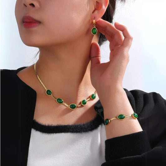Oval Green Crystal Pendant Necklace Set With Bracelet